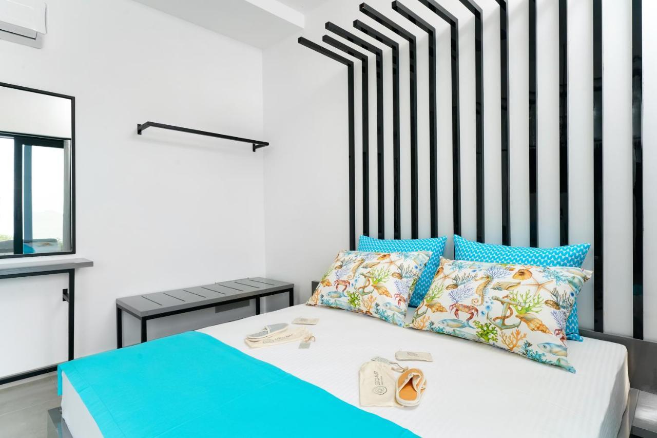 Mythodea Prive Luxury Suites Chrisi Ammoudia Exterior foto