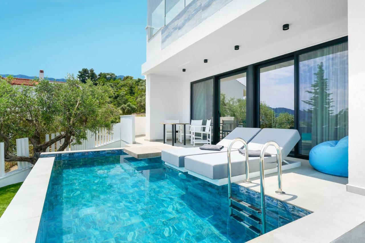 Mythodea Prive Luxury Suites Chrisi Ammoudia Exterior foto