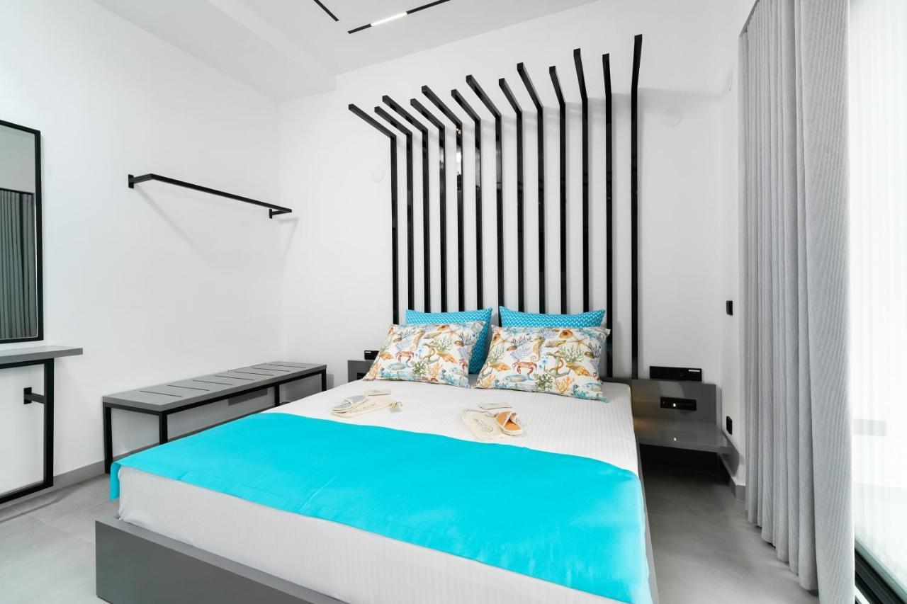 Mythodea Prive Luxury Suites Chrisi Ammoudia Exterior foto