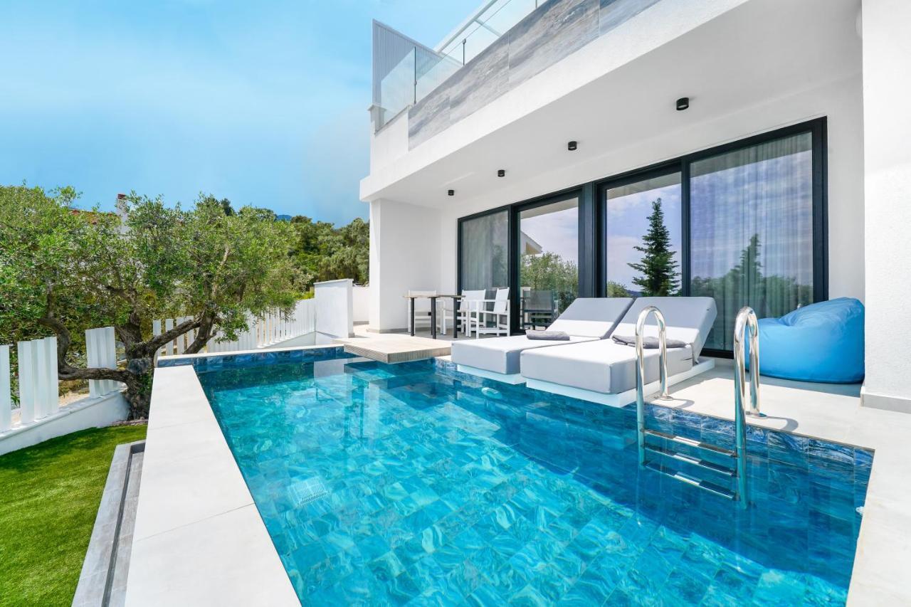 Mythodea Prive Luxury Suites Chrisi Ammoudia Exterior foto