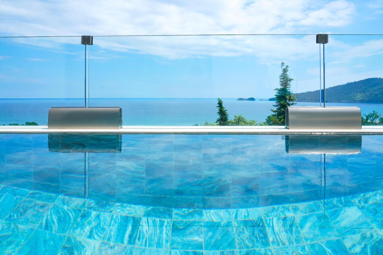 Mythodea Prive Luxury Suites Chrisi Ammoudia Exterior foto
