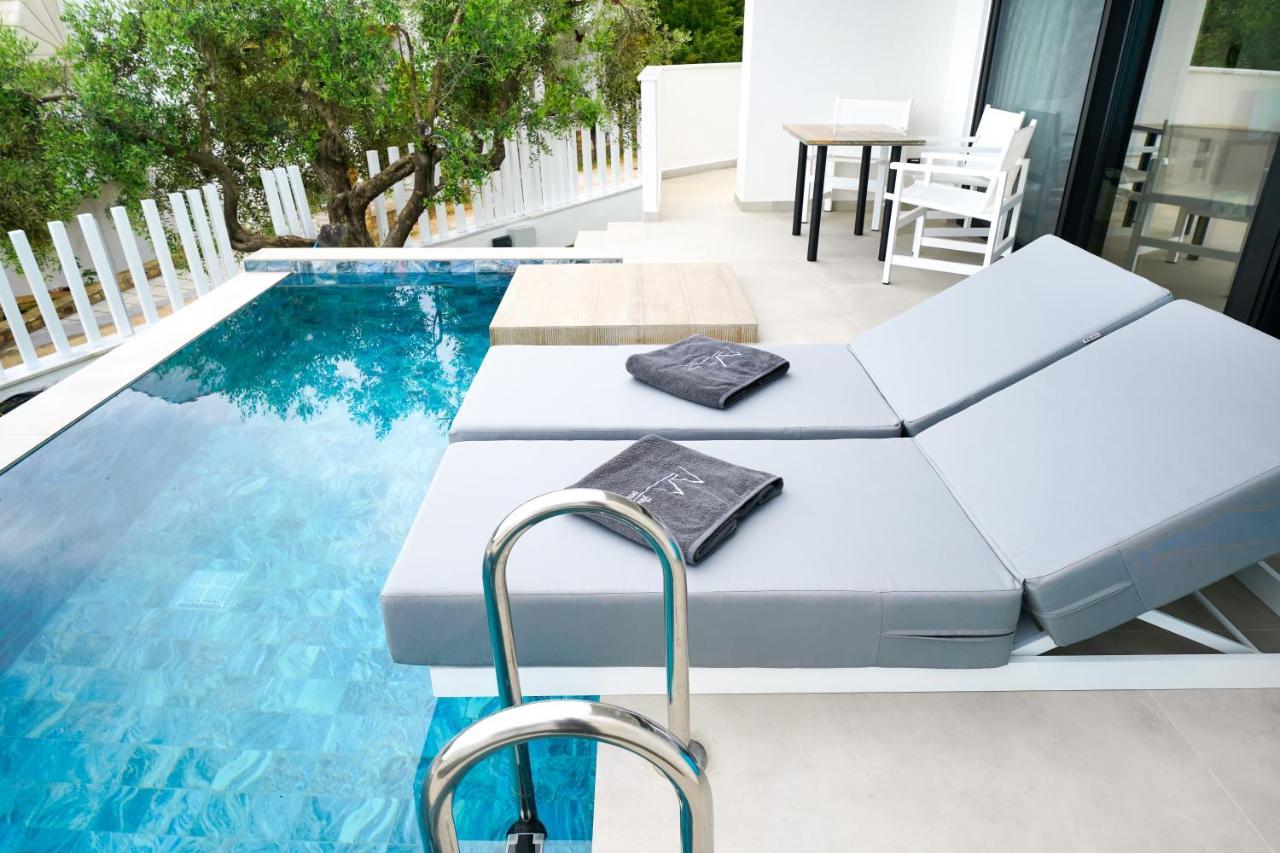 Mythodea Prive Luxury Suites Chrisi Ammoudia Exterior foto