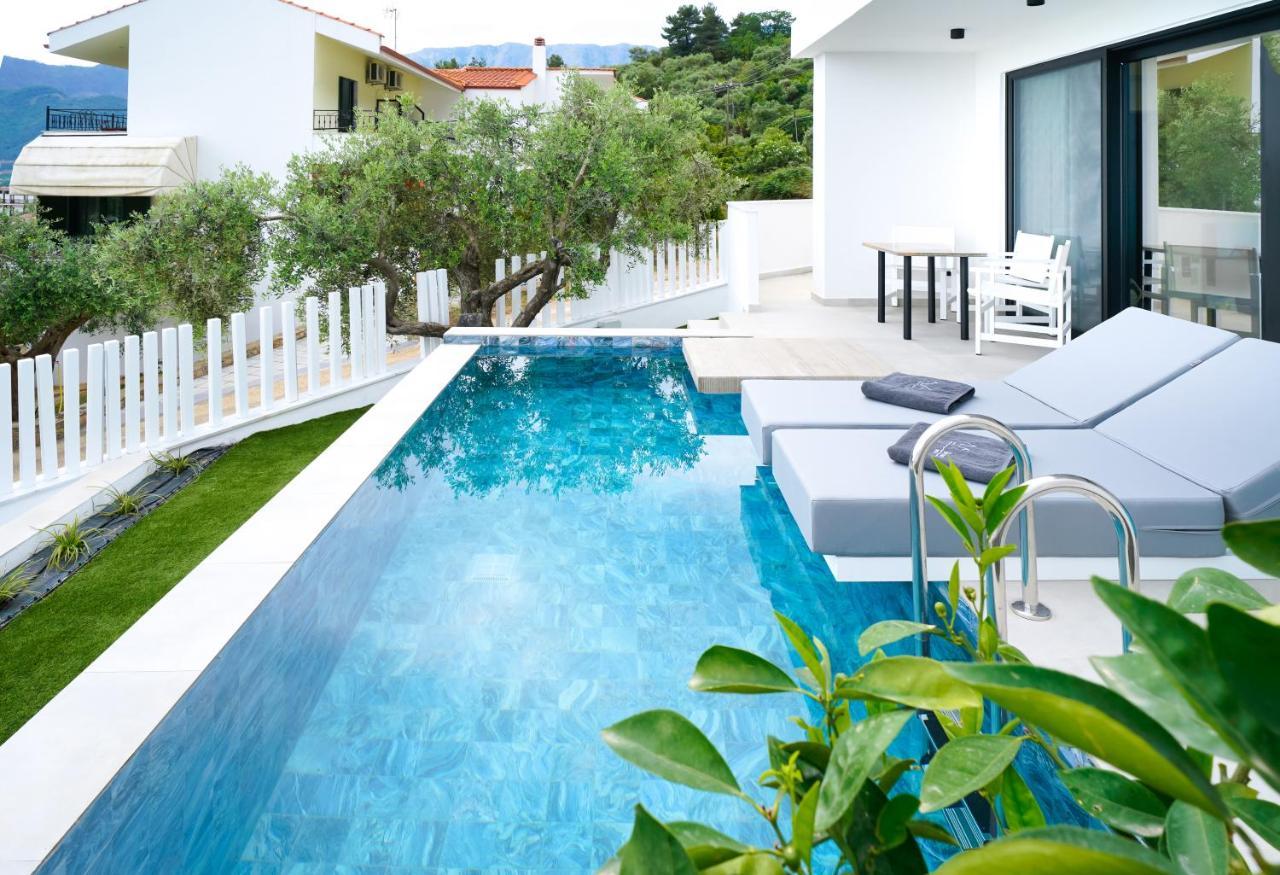 Mythodea Prive Luxury Suites Chrisi Ammoudia Exterior foto