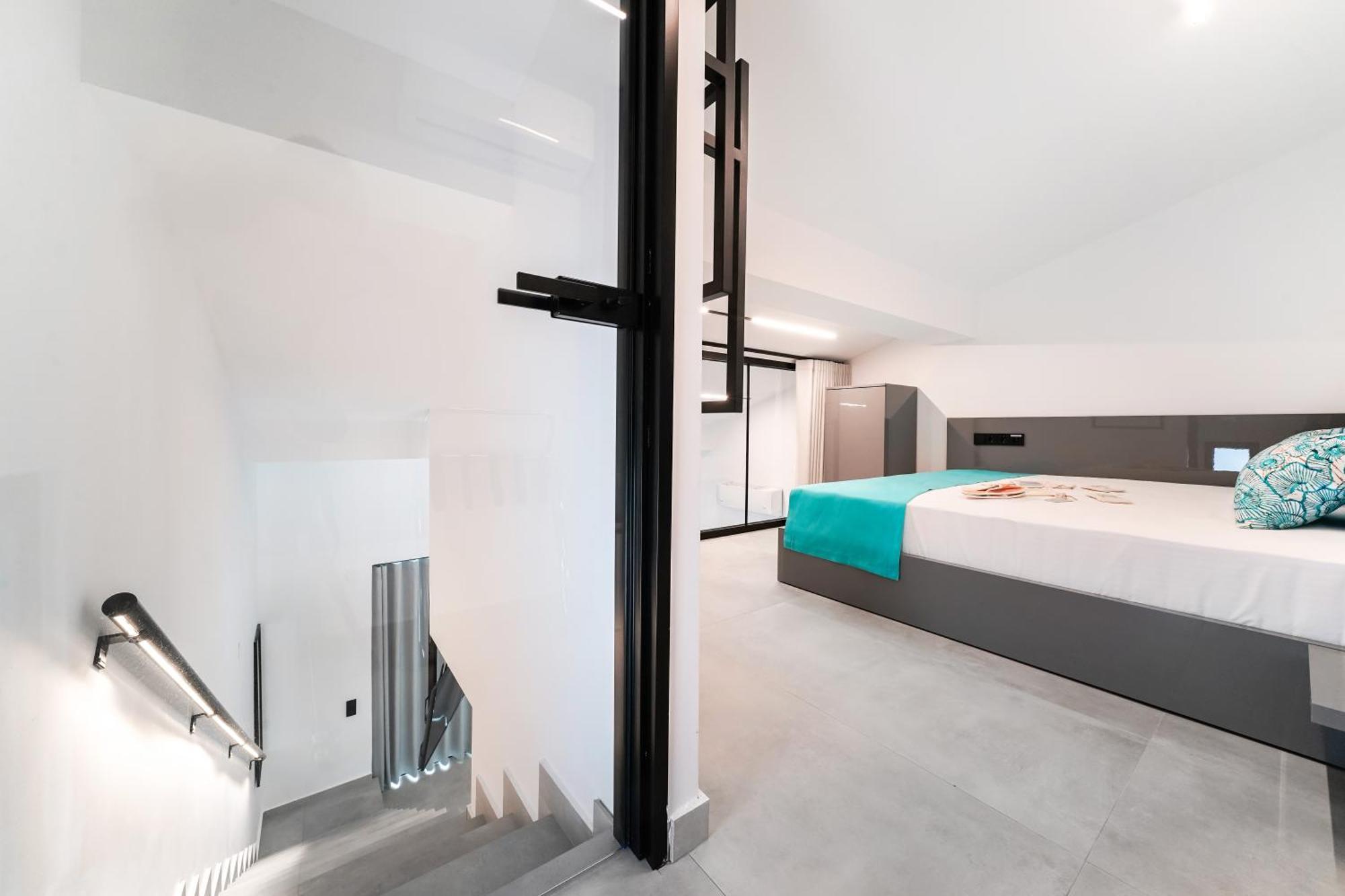 Mythodea Prive Luxury Suites Chrisi Ammoudia Exterior foto
