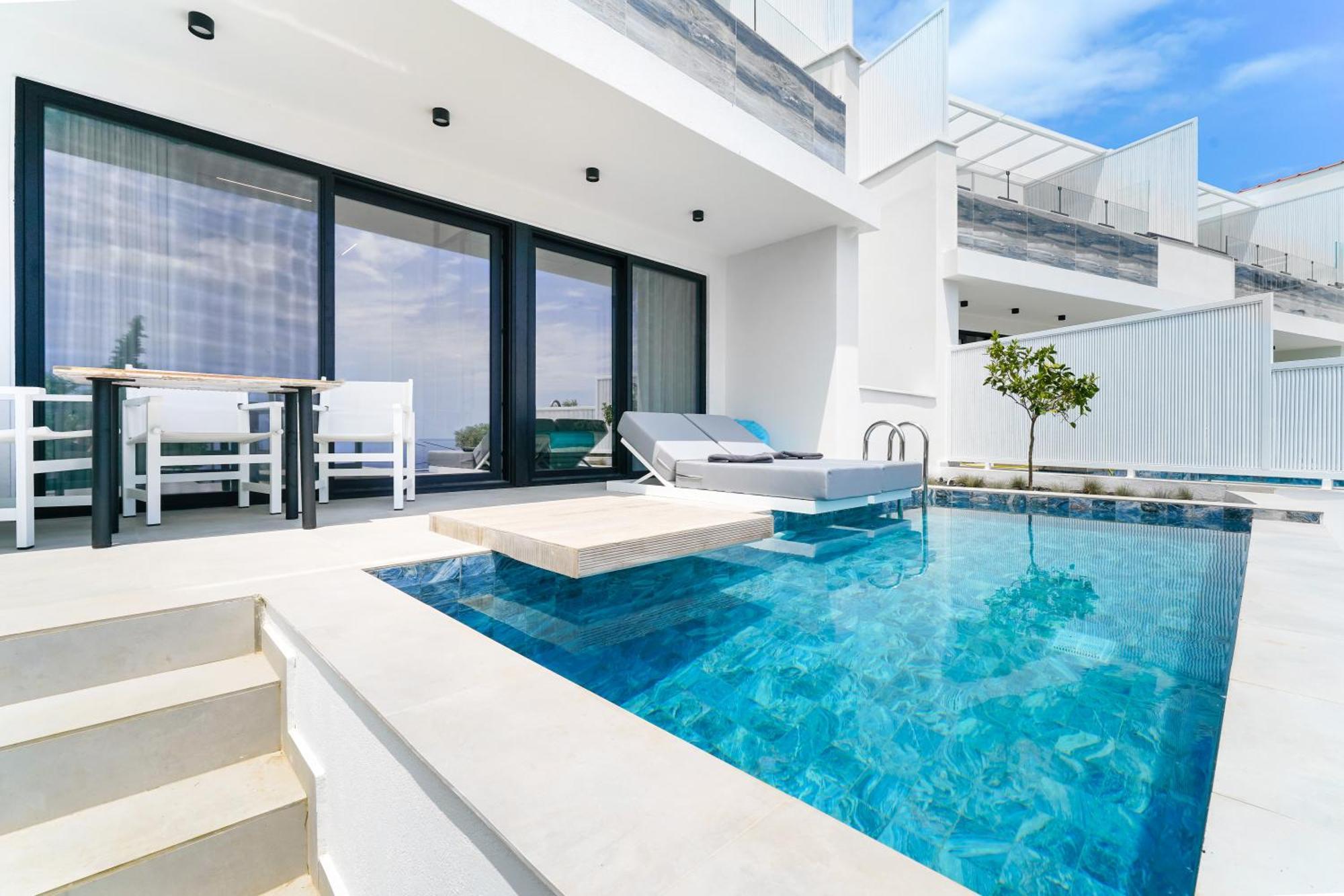Mythodea Prive Luxury Suites Chrisi Ammoudia Exterior foto